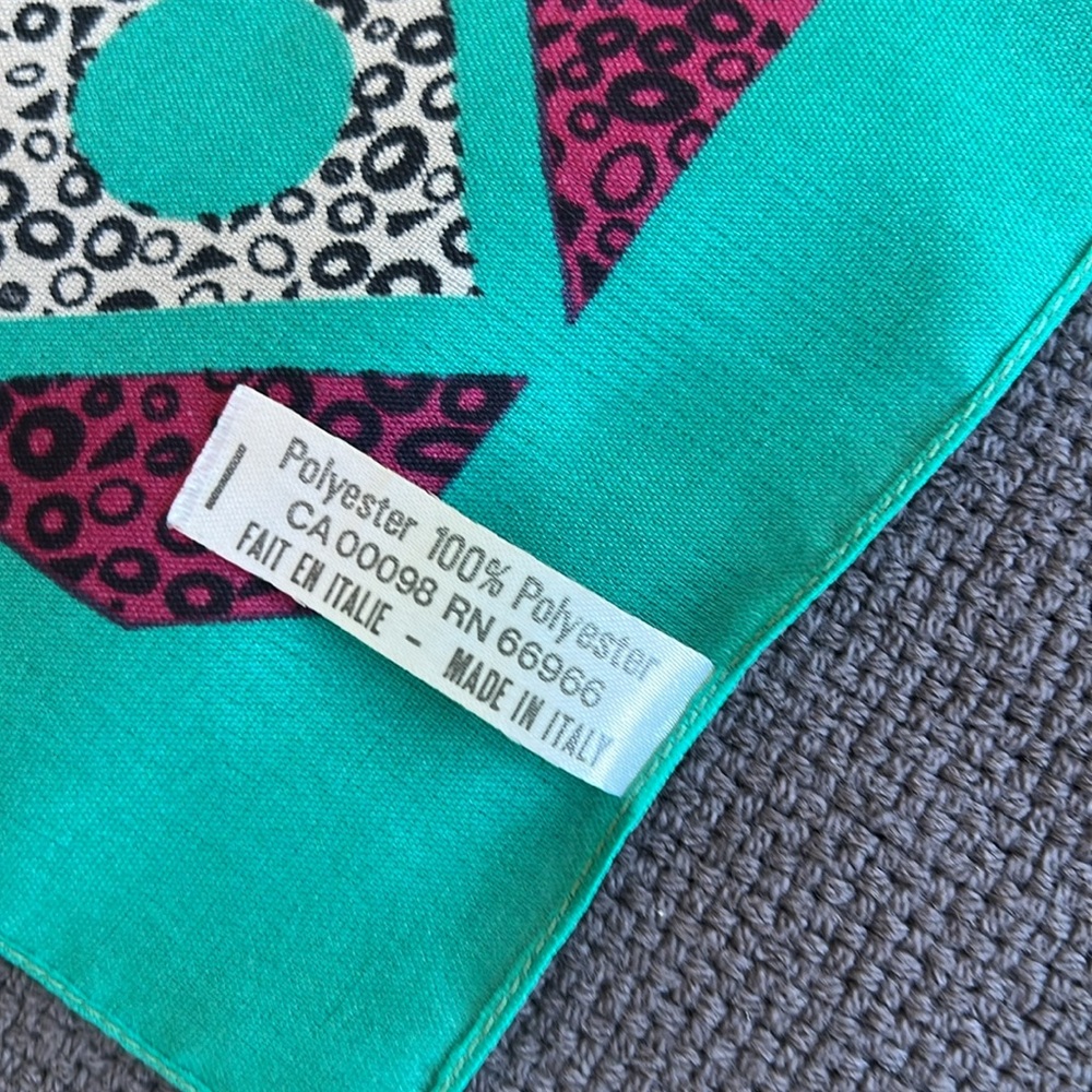 Vintage Italian Made Scarf - Picture 5 of 5